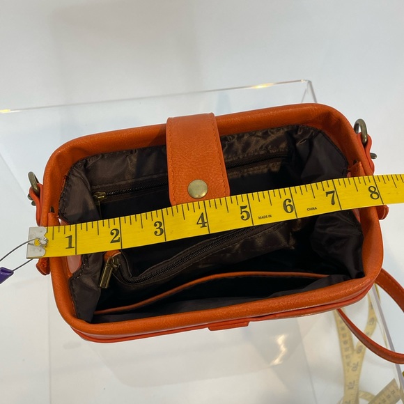 ORANGE CLUTCH CROSSBODY BAG - Picture 9 of 11